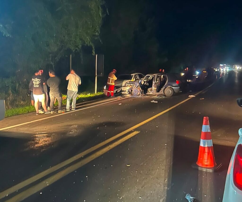 Três pessoas ficam feridas em acidente na RS-115 em Três Coroas 1 cidente - Acontece Gramado