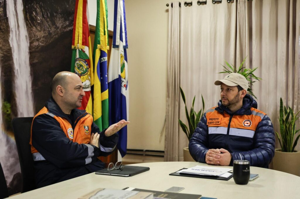 Canela decreta situação de emergência após temporal de granizo e mobilizou mais de 500 atendimentos 1 prefeito cezar - Acontece Gramado
