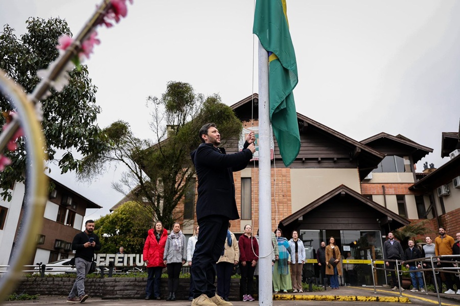 Abertura da Semana da Pátria em Canela destaca civismo e valorização dos símbolos nacionais 1 Abertura Semana da Patria - Acontece Gramado