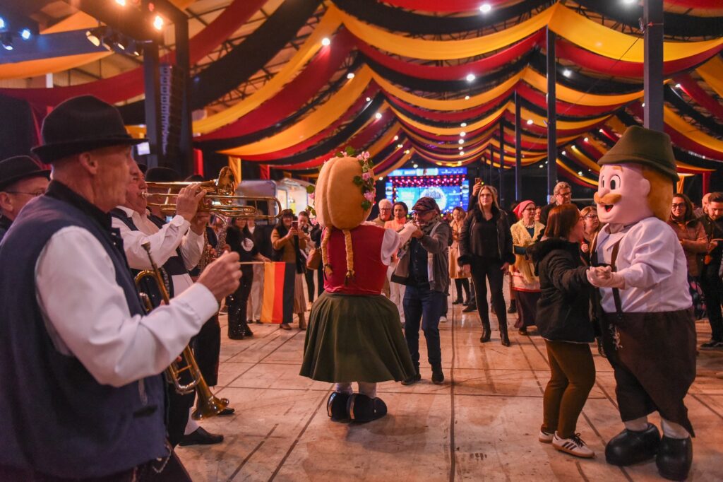 Oktoberfest de Gramado começa dia 18 de setembro com Baile do Chopp e Super Banda 0800 1 Oktoberfest Gramado 3 - Acontece Gramado