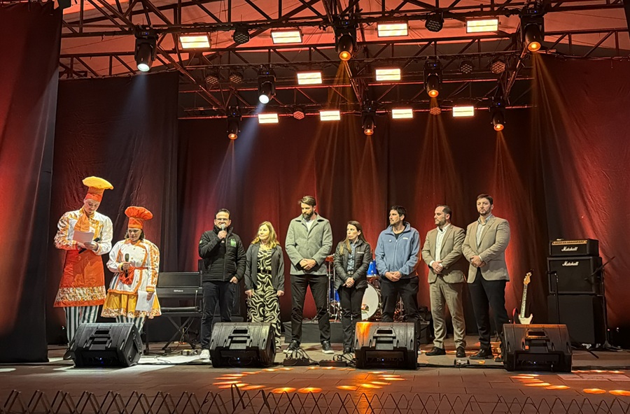 Começou o Festival de Gastronomia Sabores de Canela com grande sucesso de público 1 Sabores de Canela abertura - Acontece Gramado