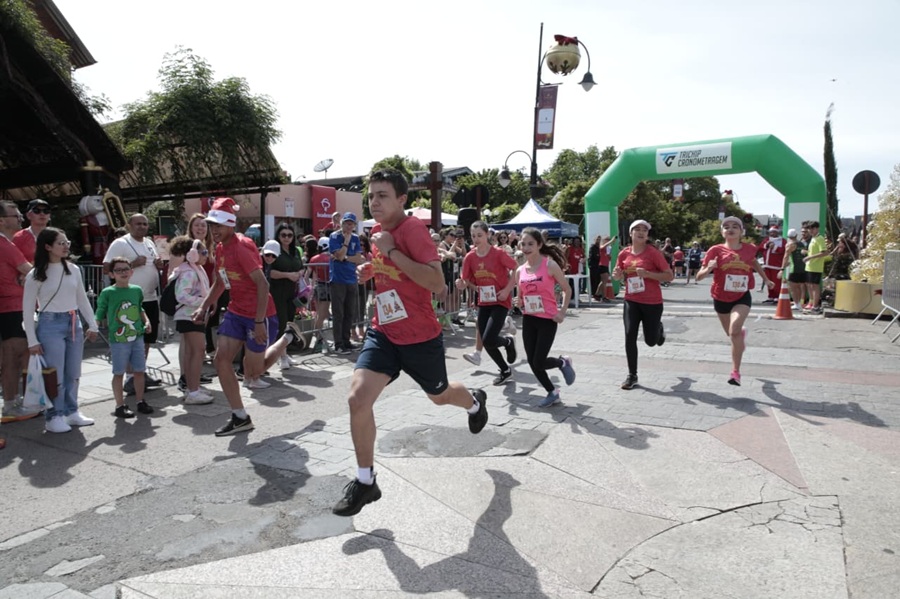 Abertas as inscrições para a Corrida e Caminhada do Noel no 41º Natal Luz de Gramado 1 corrida noel - Acontece Gramado